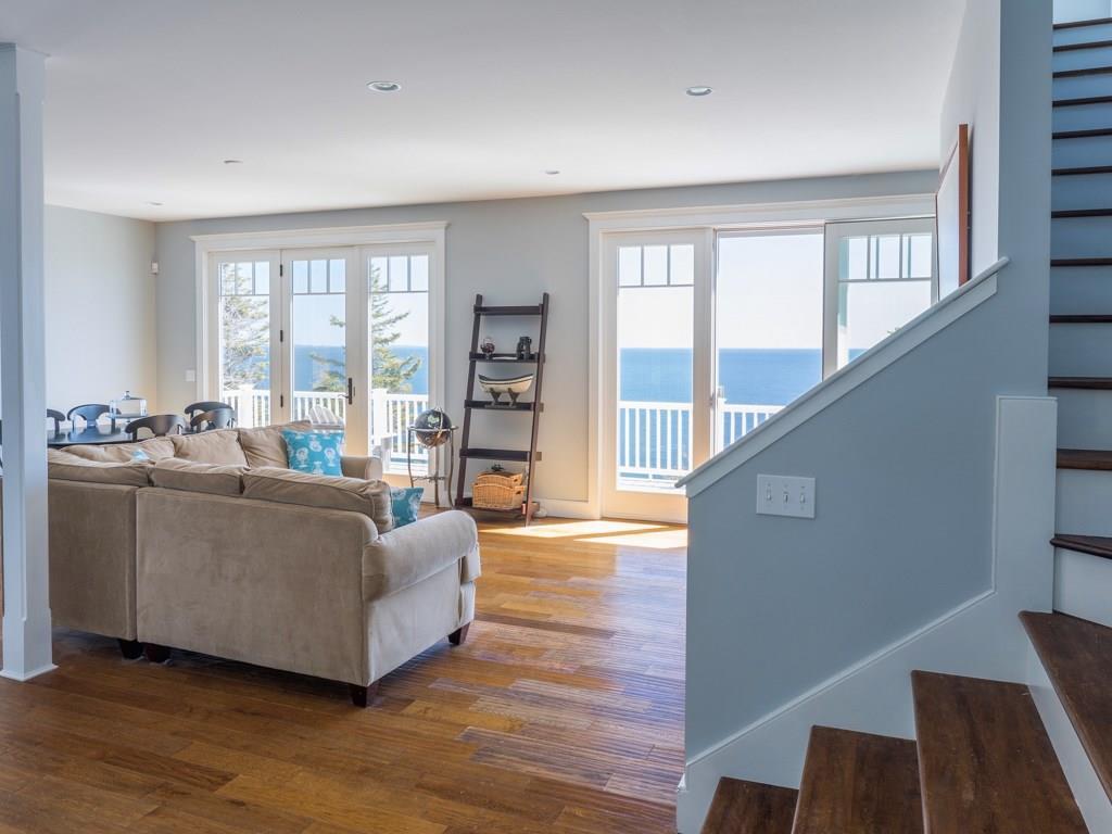 38 Yellow Head Road New Harbor, ME 04554 - Photo 12 of 35 Living room