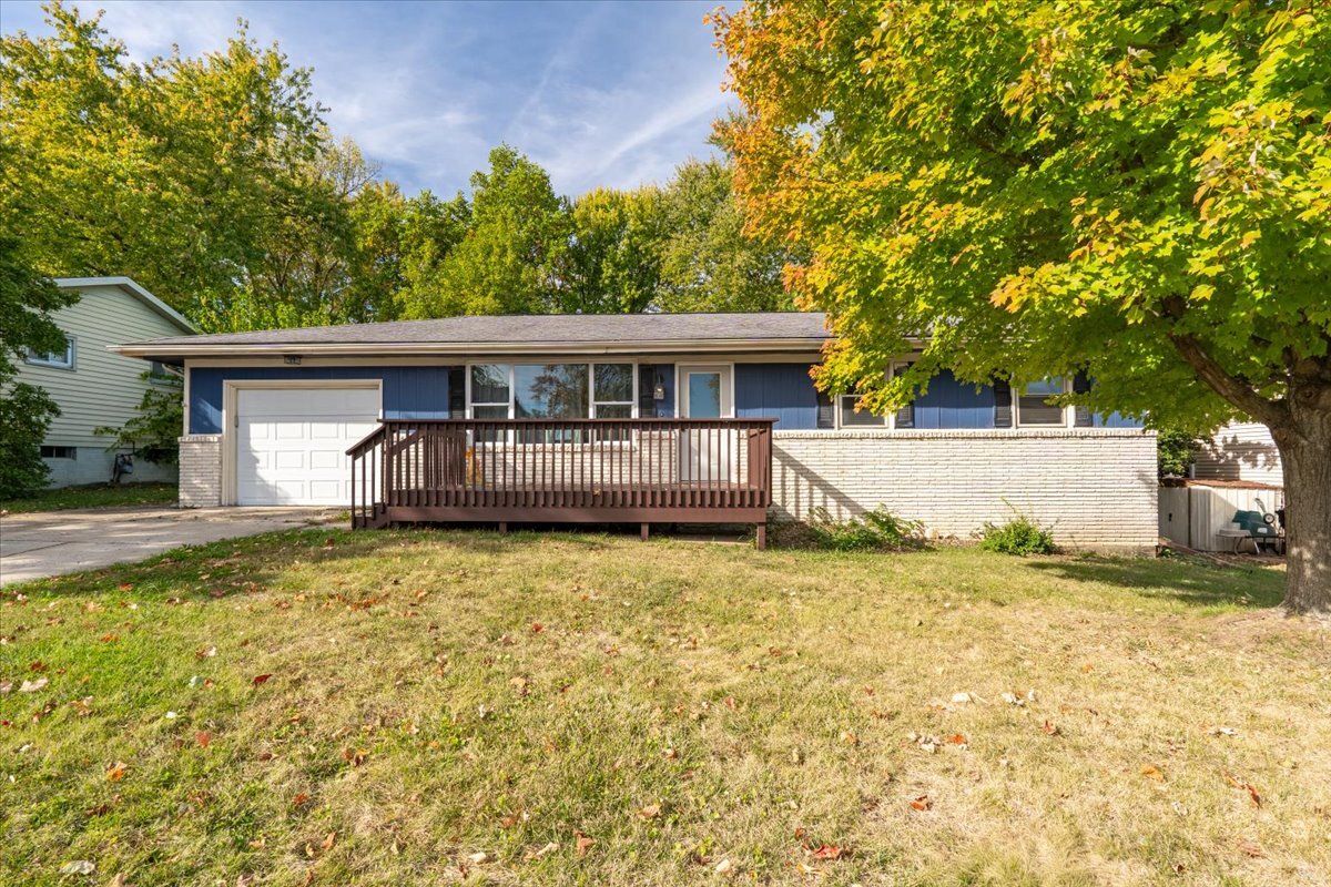 711 Lara Road Normal, IL 61761 - Photo 1 of 23