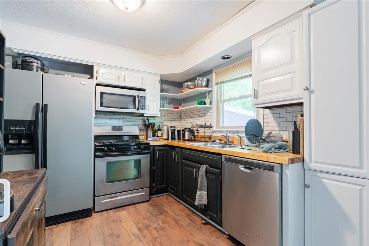 711 Lara Road Normal, IL 61761 - Photo 8 of 23