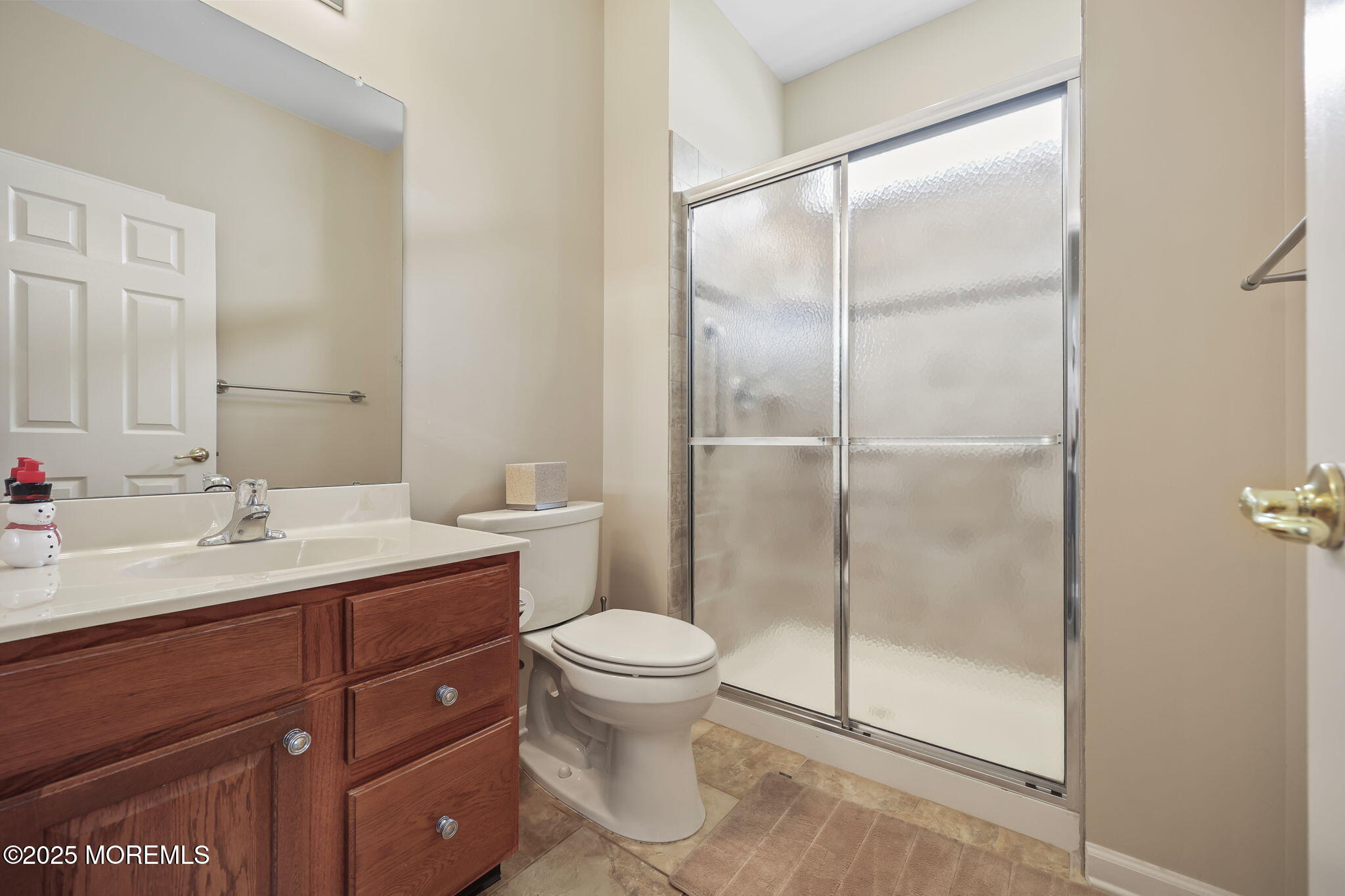 15 Nottingham Way Jackson, NJ 08527 - Photo 29 of 51 BATHROOM
