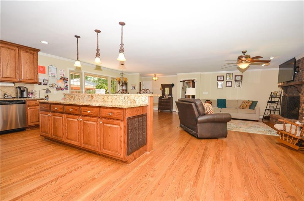 2427 Rogers Road Graham, NC 27253 - Photo 11 of 28 Gallery Image 11