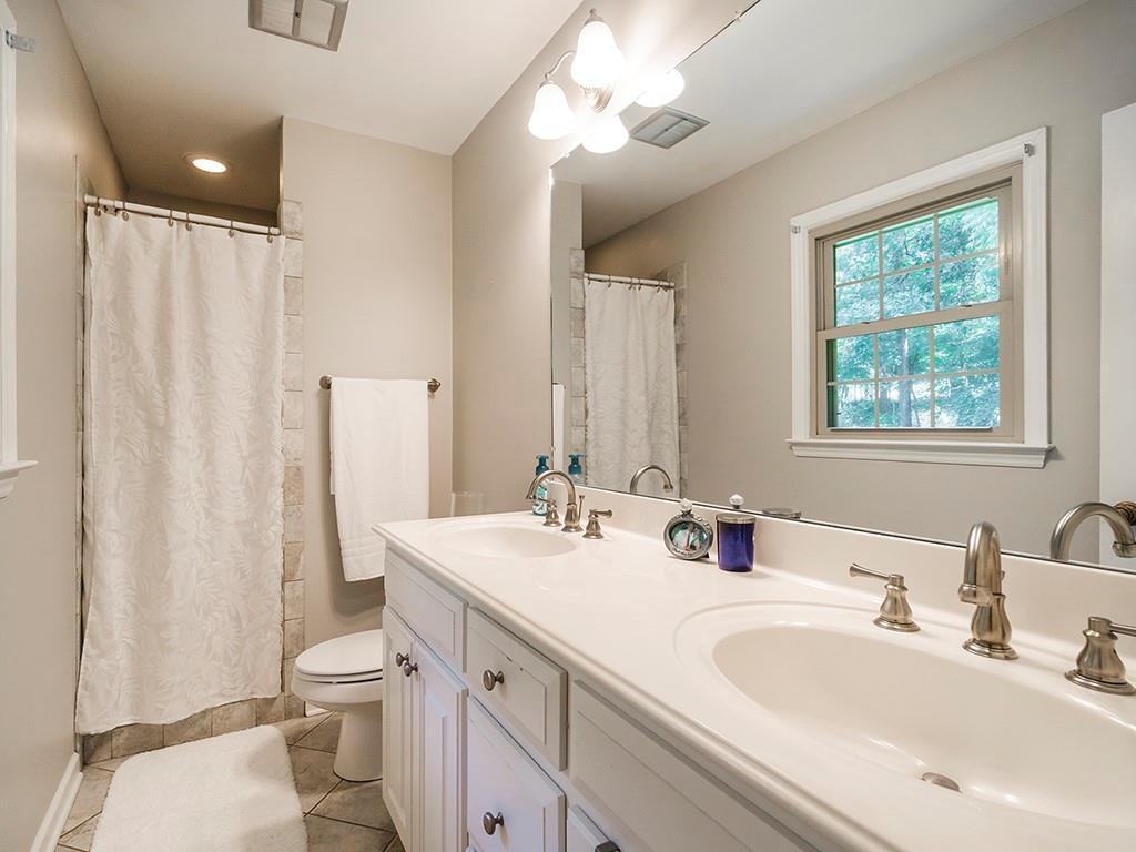 2427 Rogers Road Graham, NC 27253 - Photo 14 of 28 Gallery Image 14