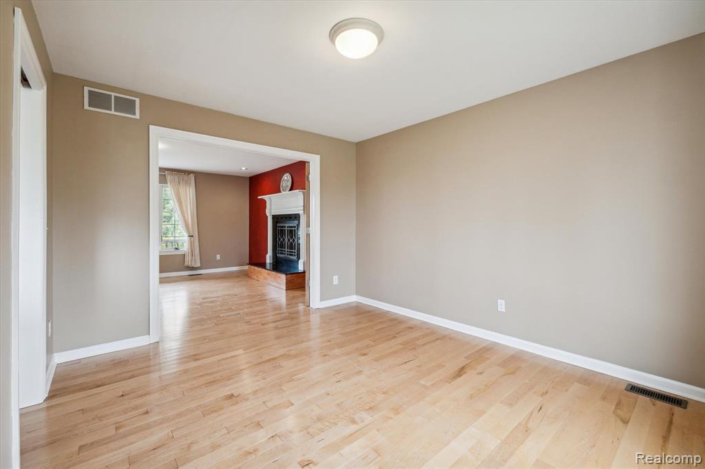 1150 Ridge Road Canton, MI 48188 - Photo 14 of 51