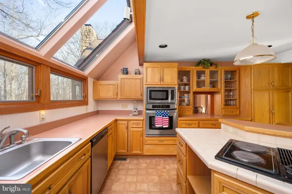 $1,250,000 | 54 Tara Circle, Bumpass, VA 23024