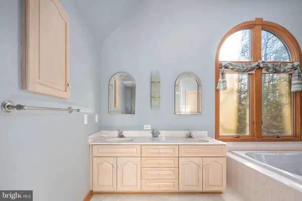 $1,250,000 | 54 Tara Circle, Bumpass, VA 23024