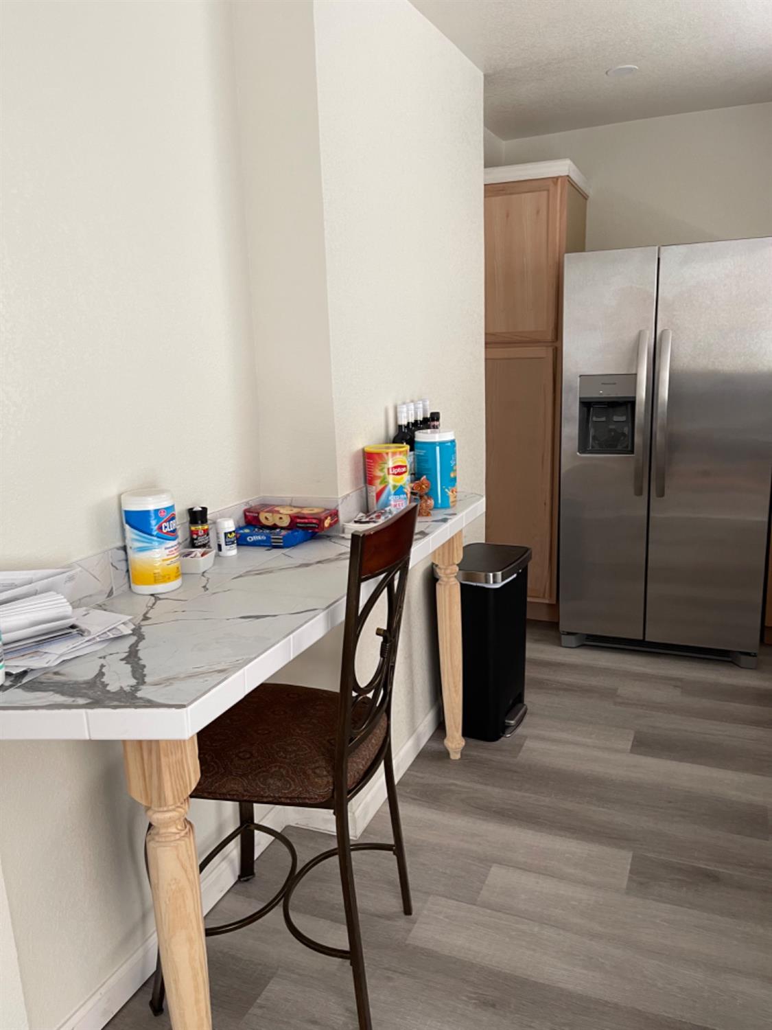 2805 Wright Street Selma, CA 93662 - Photo 12 of 26 a dining room with a table and chairs