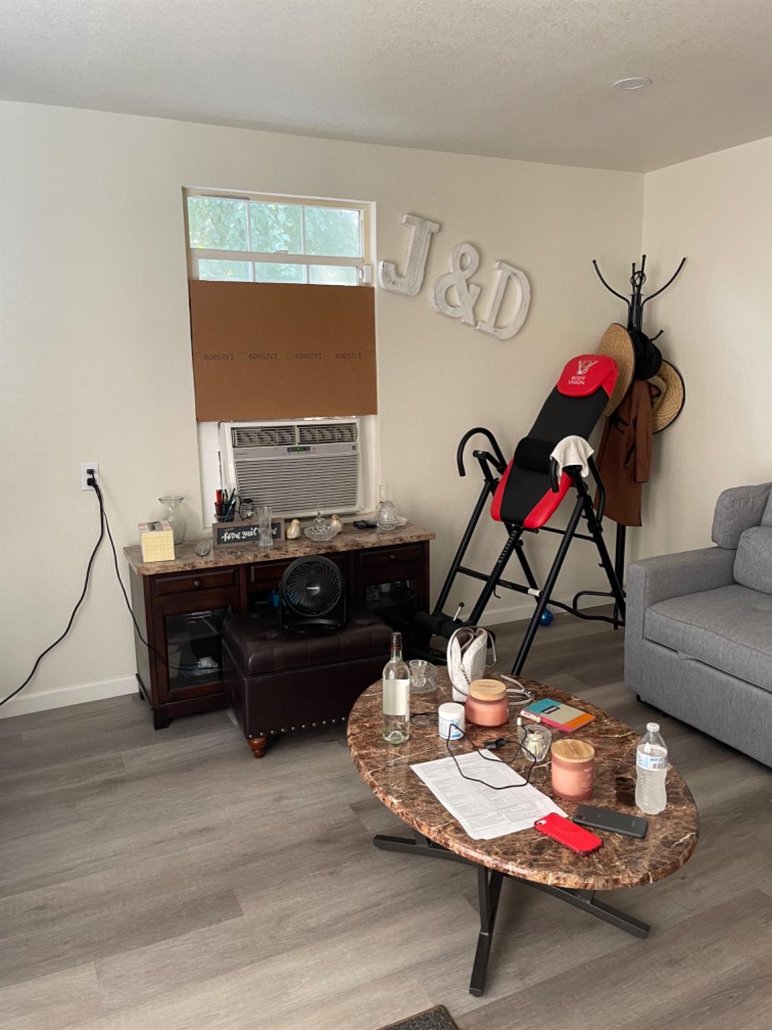 2805 Wright Street Selma, CA 93662 - Photo 8 of 26 a room with gym equipment and a window