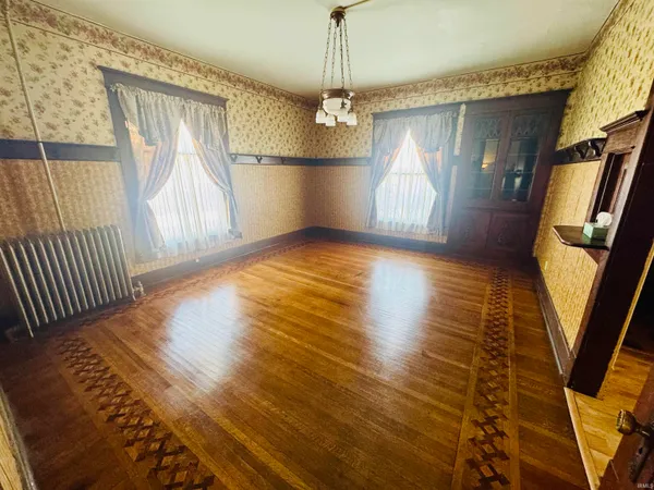 $235,000 | 430 West Main Street, Portland, IN 47371