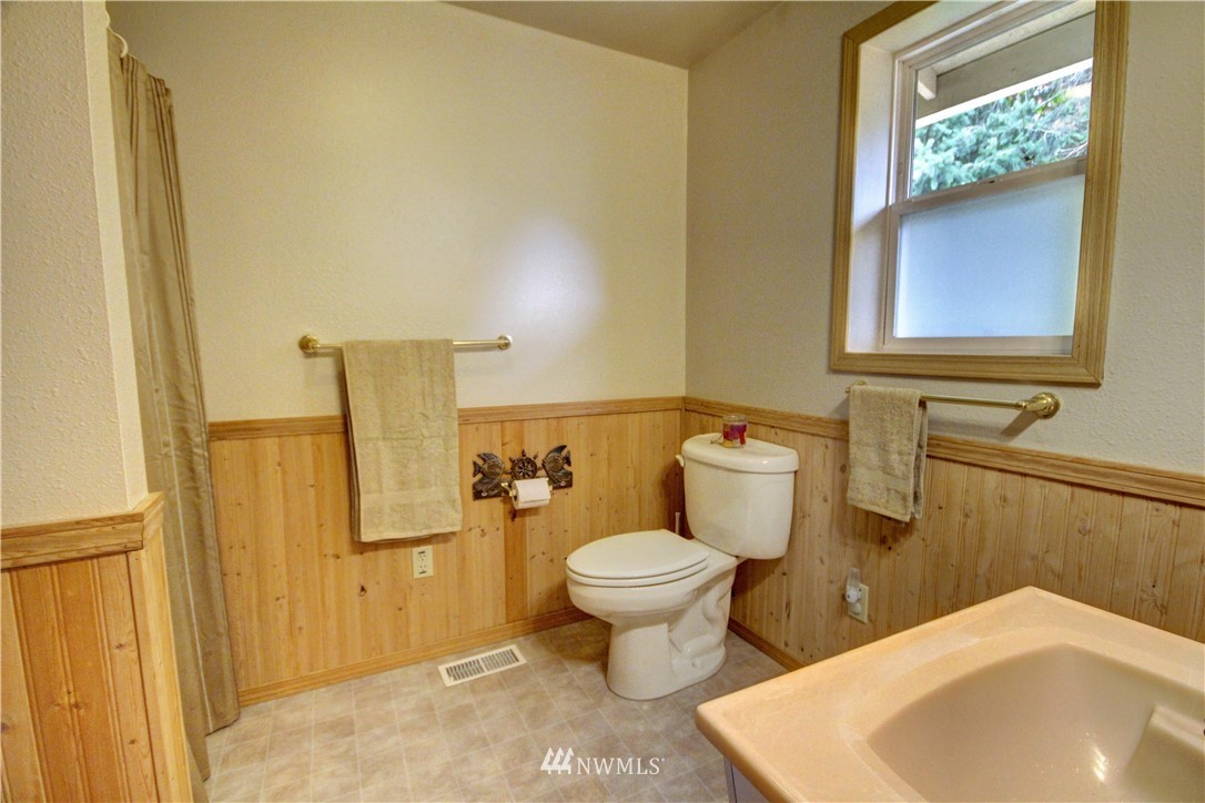 1784 Harksell Road Ferndale, WA 98248 - Photo 12 of 25 Gallery Image 12