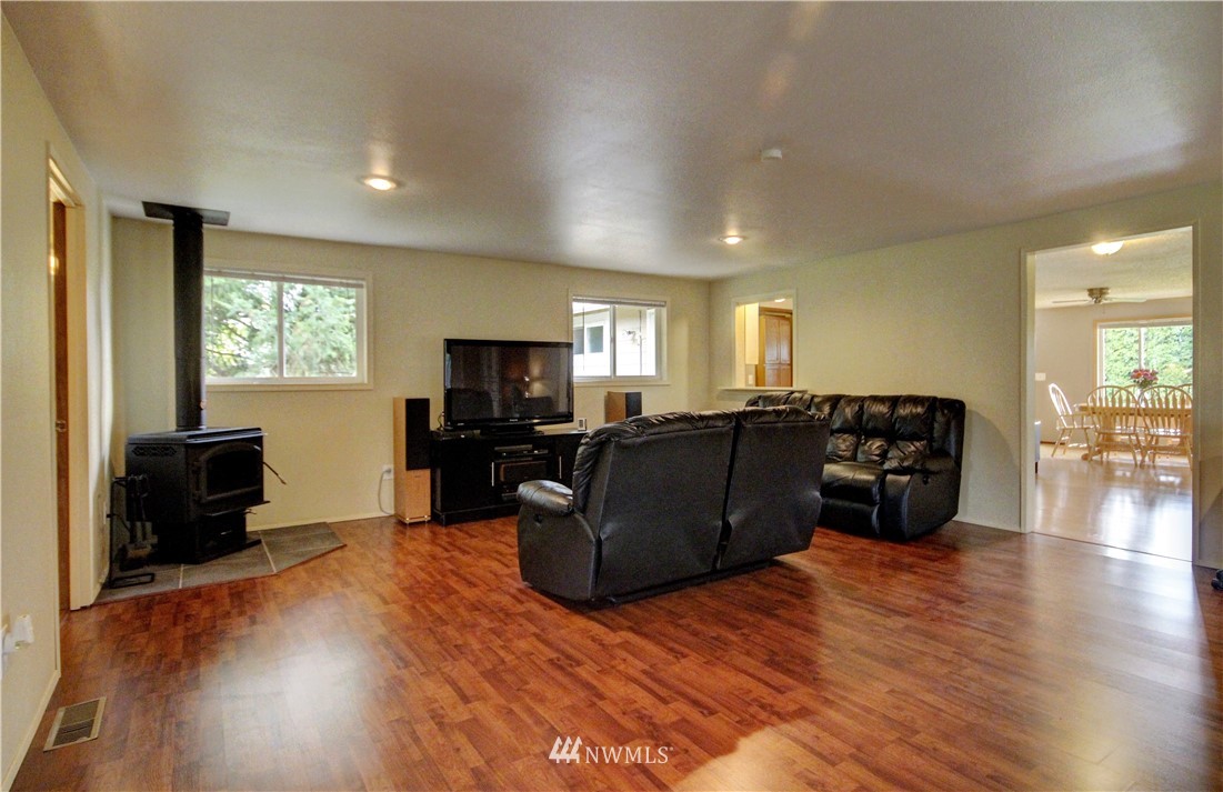 1784 Harksell Road Ferndale, WA 98248 - Photo 9 of 25 Gallery Image 9