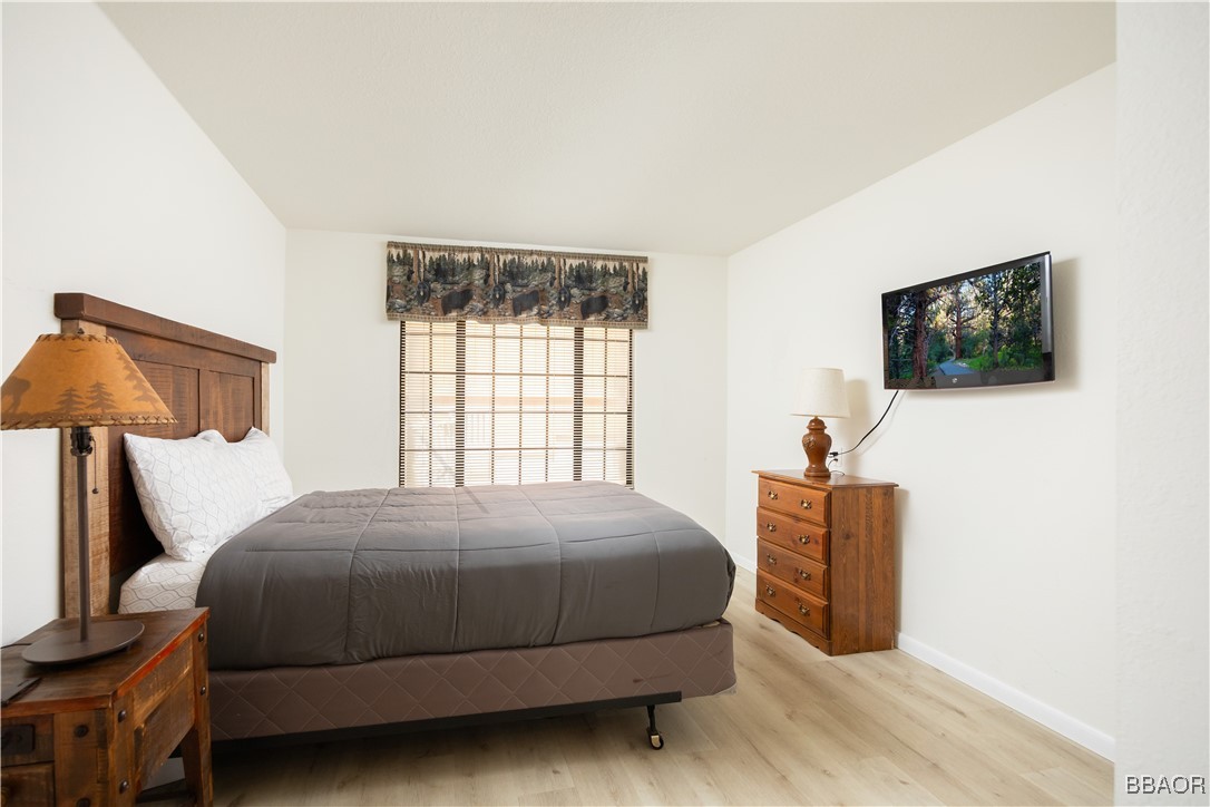 41602 Mcwhinney Lane Big Bear Lake, CA 92315 - Photo 19 of 31