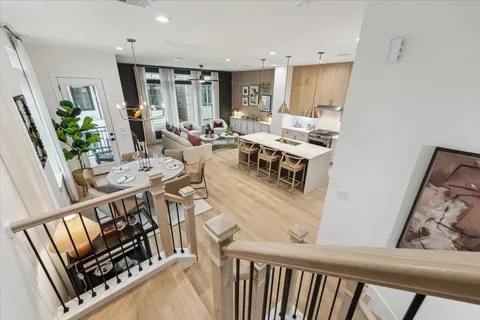 $439,900 | 750 Curtin Street, Houston, TX 77018