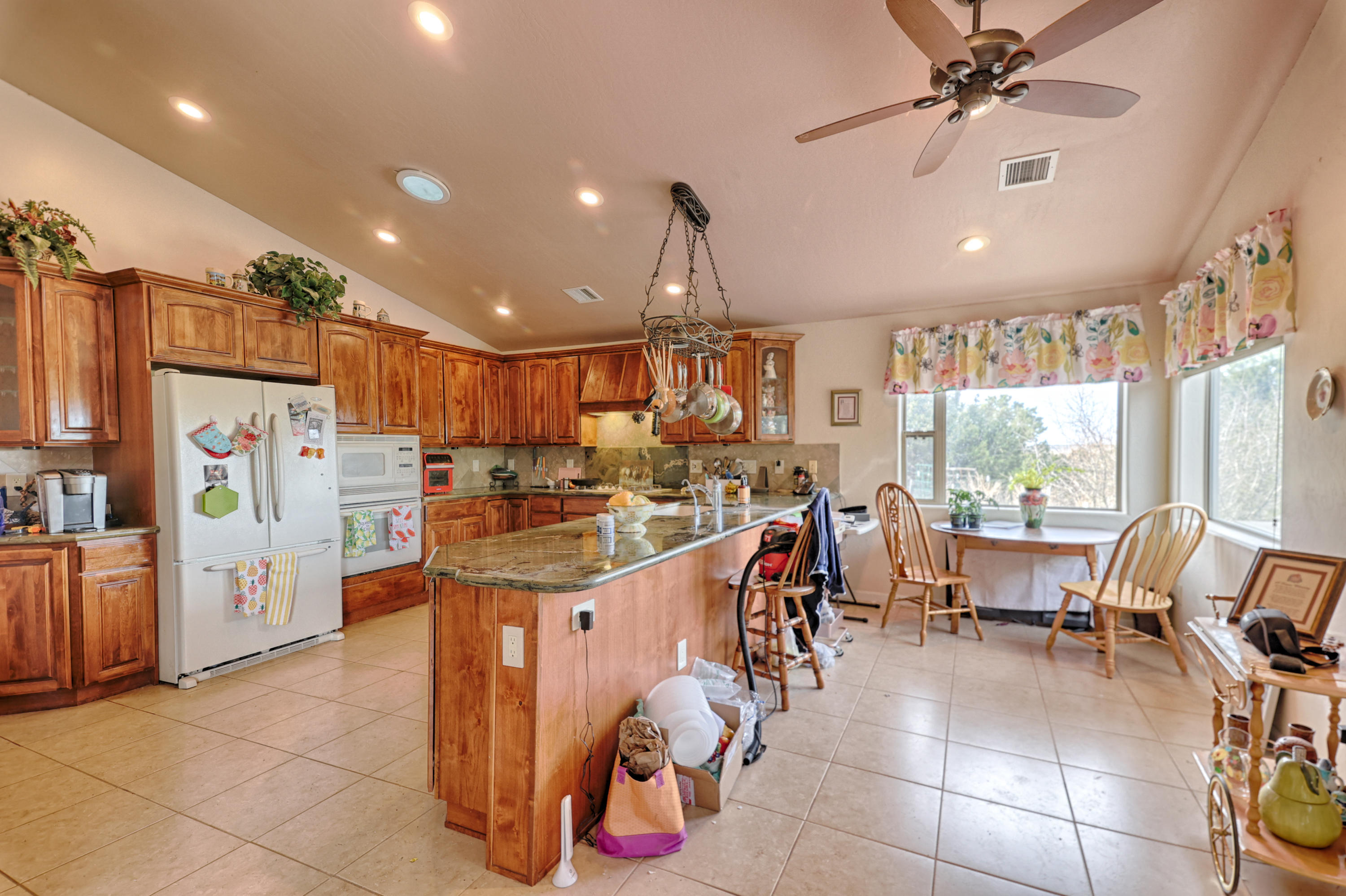 55 County Road Concho, AZ 85924 - Photo 2 of 10