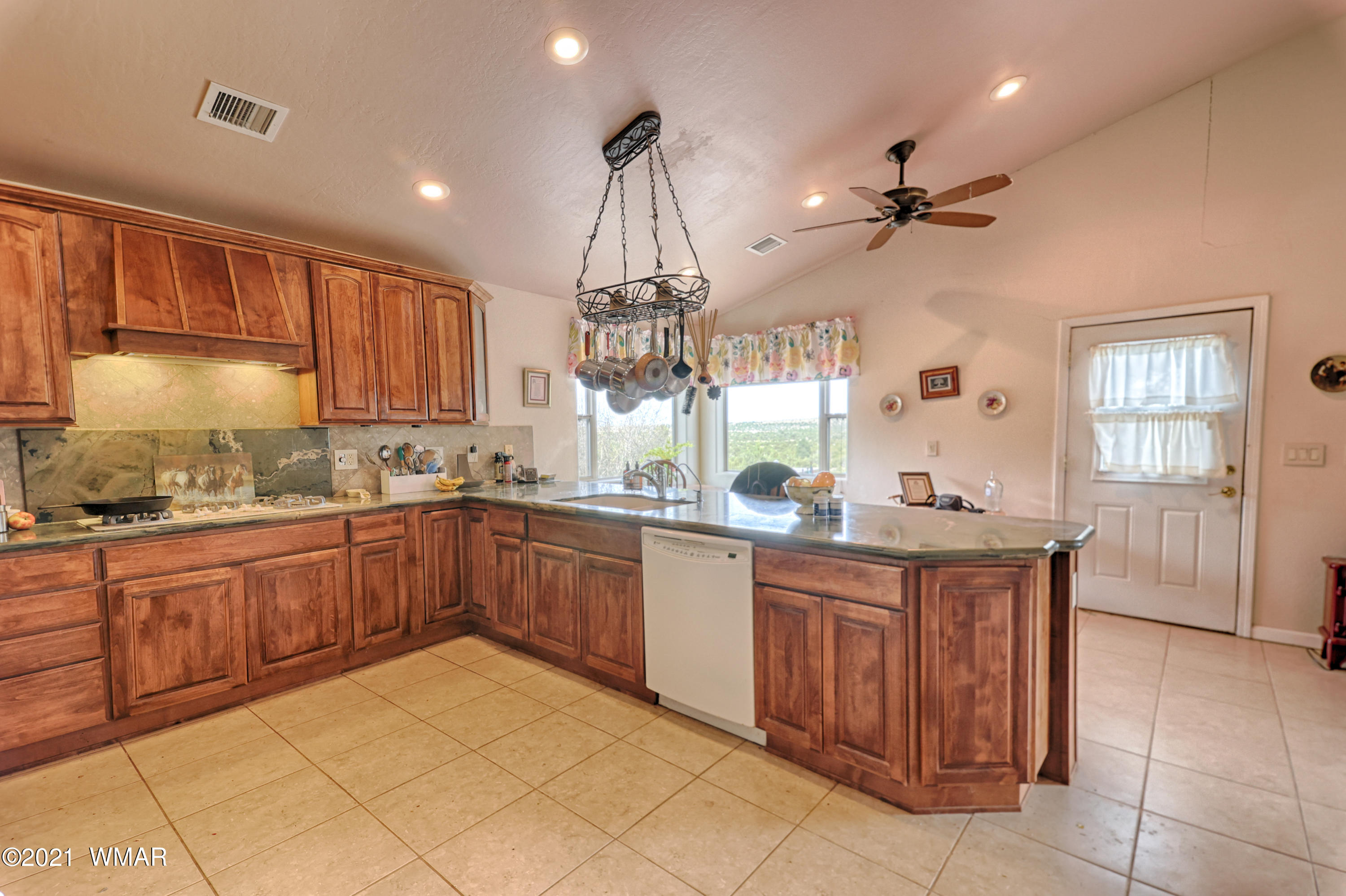 55 County Road Concho, AZ 85924 - Photo 4 of 10