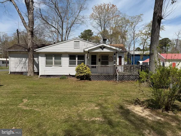 $219,900 | 37619 Cedar Street, Ocean View, DE 19970