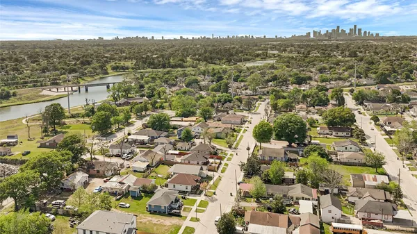 $217,000 | 7926 Hudson Street, Houston, TX 77012