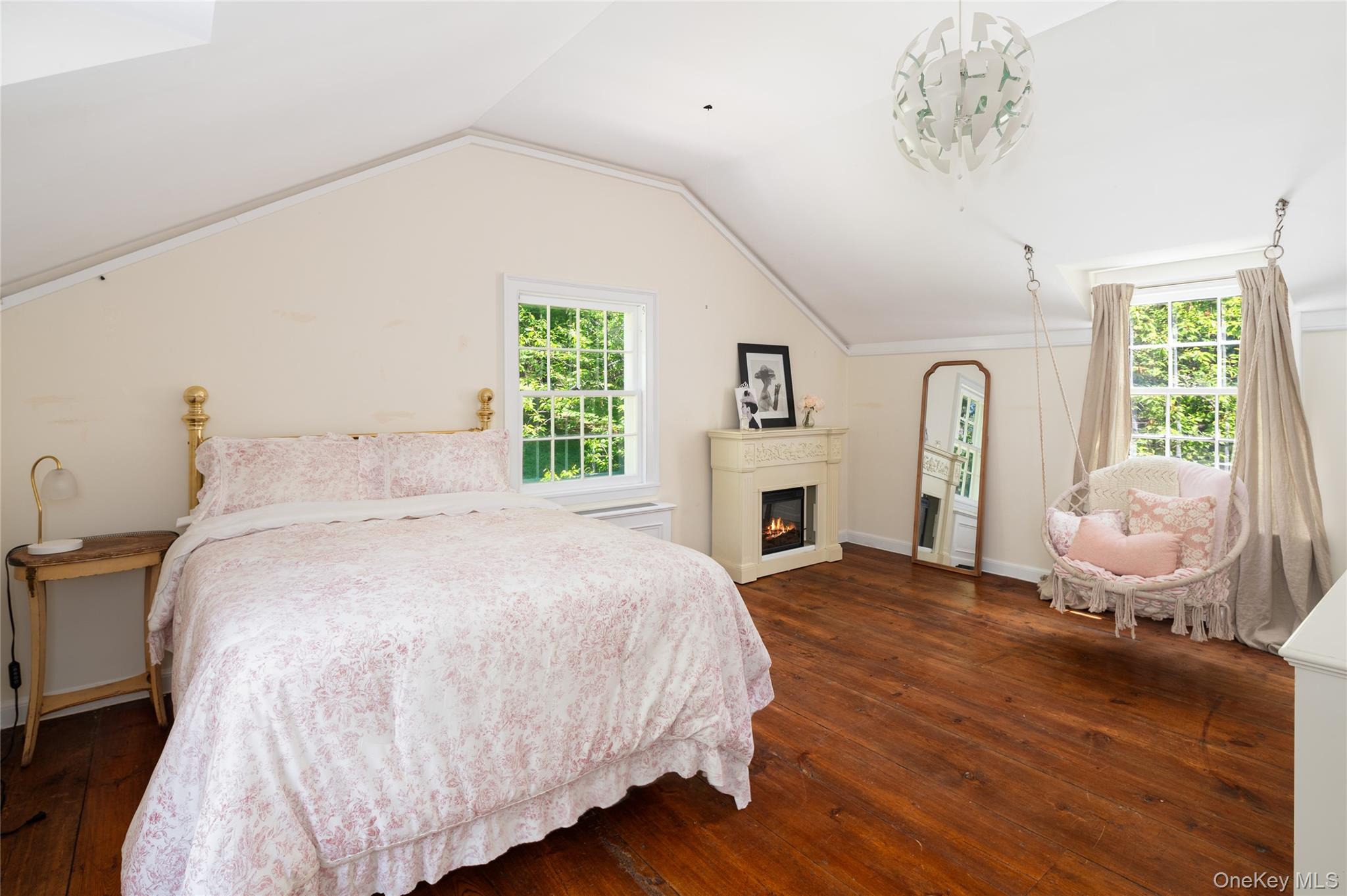 516 Pound Ridge Road Bedford, NY 10506 - Photo 31 of 46 3rd bedroom