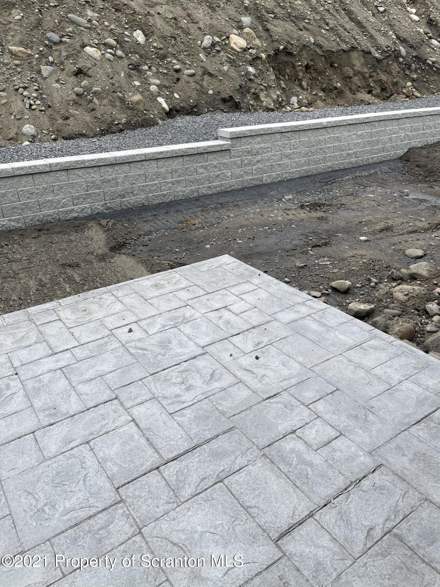 429 Felts Street Taylor, PA 18517 - Photo 12 of 13