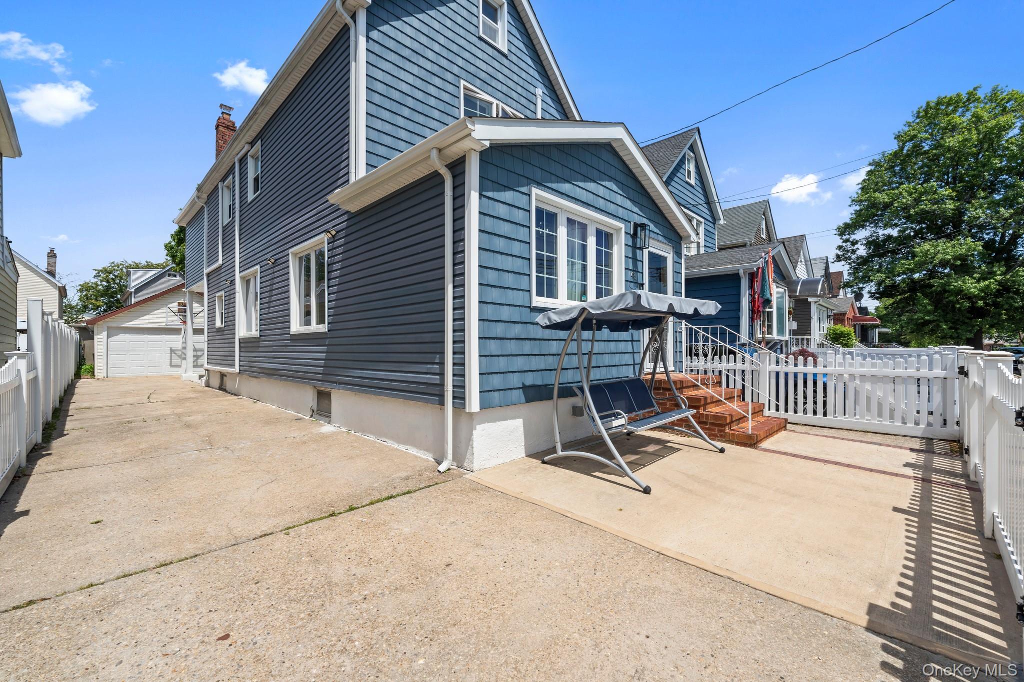 43 Dewitt Street Valley Stream, NY 11580 - Photo 36 of 39