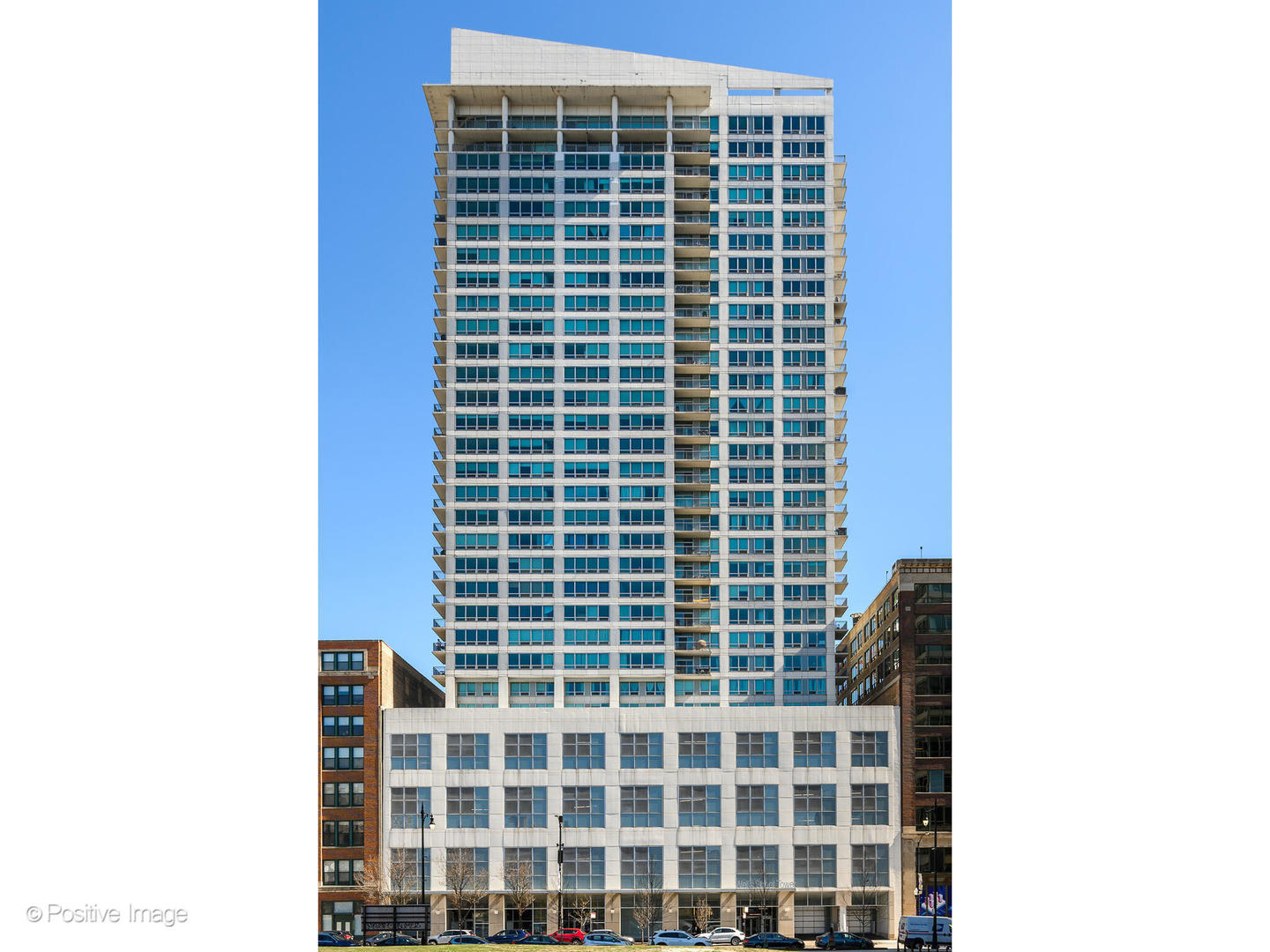 701 South Wells Street, Unit 1504 Chicago, IL 60607 - Photo 1 of 12 Gallery Image 1