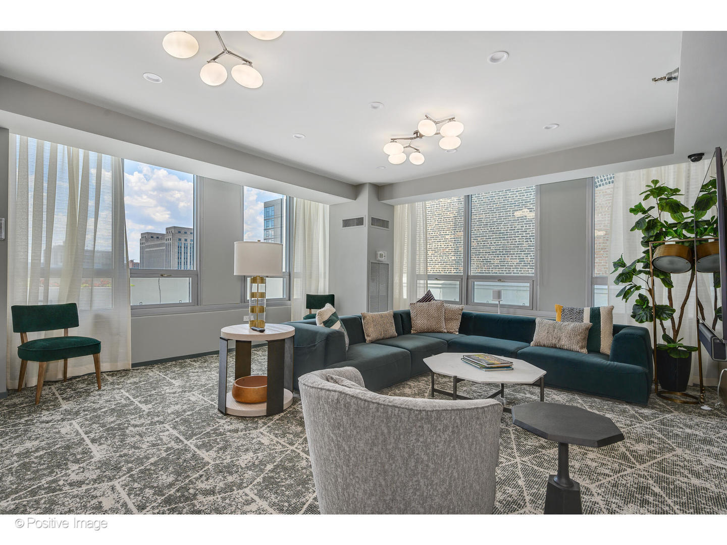 701 South Wells Street, Unit 1504 Chicago, IL 60607 - Photo 11 of 12 Gallery Image 11