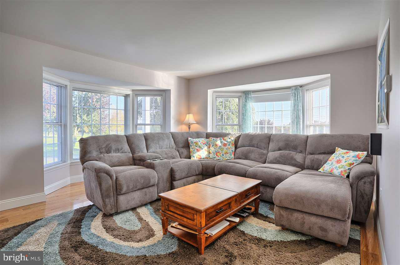 1604 Copperstone Road Harrisburg, PA 17111 - Photo 13 of 25 Gallery Image 13