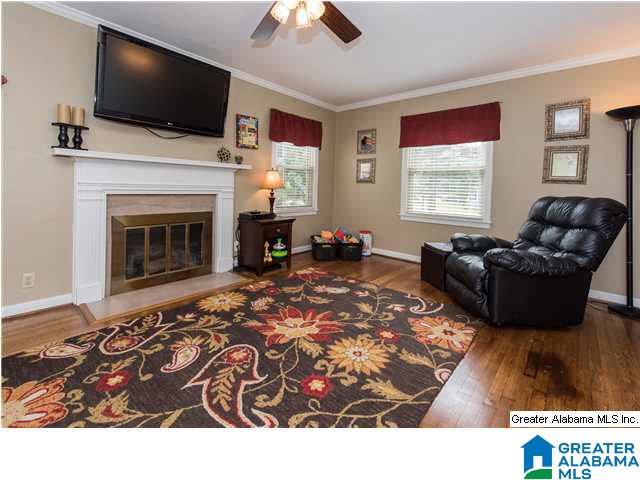 709 Grove Street Birmingham, AL 35209 - Photo 2 of 32
