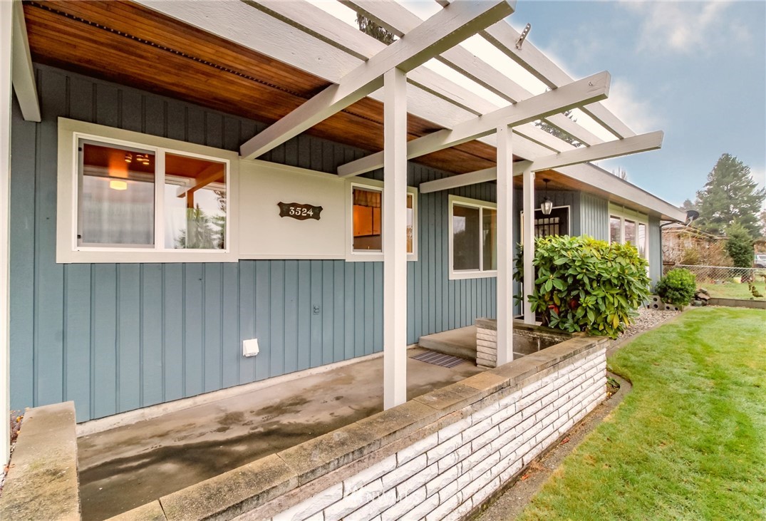3524 Petersville Road Northeast Bremerton, WA 98310 - Photo 2 of 34 Gallery Image 2