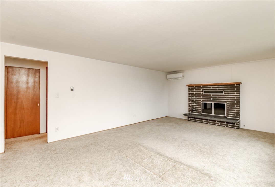 3524 Petersville Road Northeast Bremerton, WA 98310 - Photo 4 of 34 Gallery Image 4