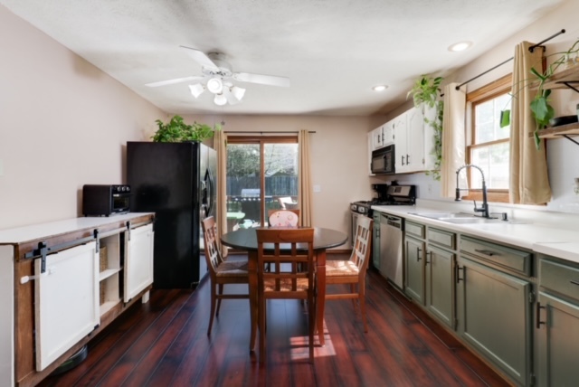 1612 Beech Street Normal, IL 61761 - Photo 9 of 29