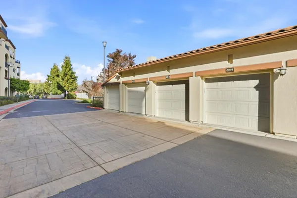 $975,000 | 800 South Abel Street, Unit 100, Milpitas, CA 95035