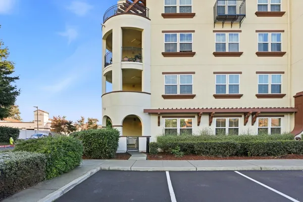 $975,000 | 800 South Abel Street, Unit 100, Milpitas, CA 95035