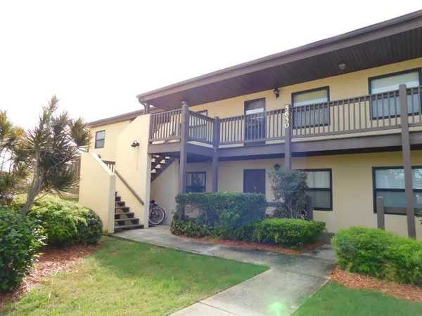 $1,900 | 5650 North Banana River Boulevard, Unit 21, Cocoa Beach, FL 32931