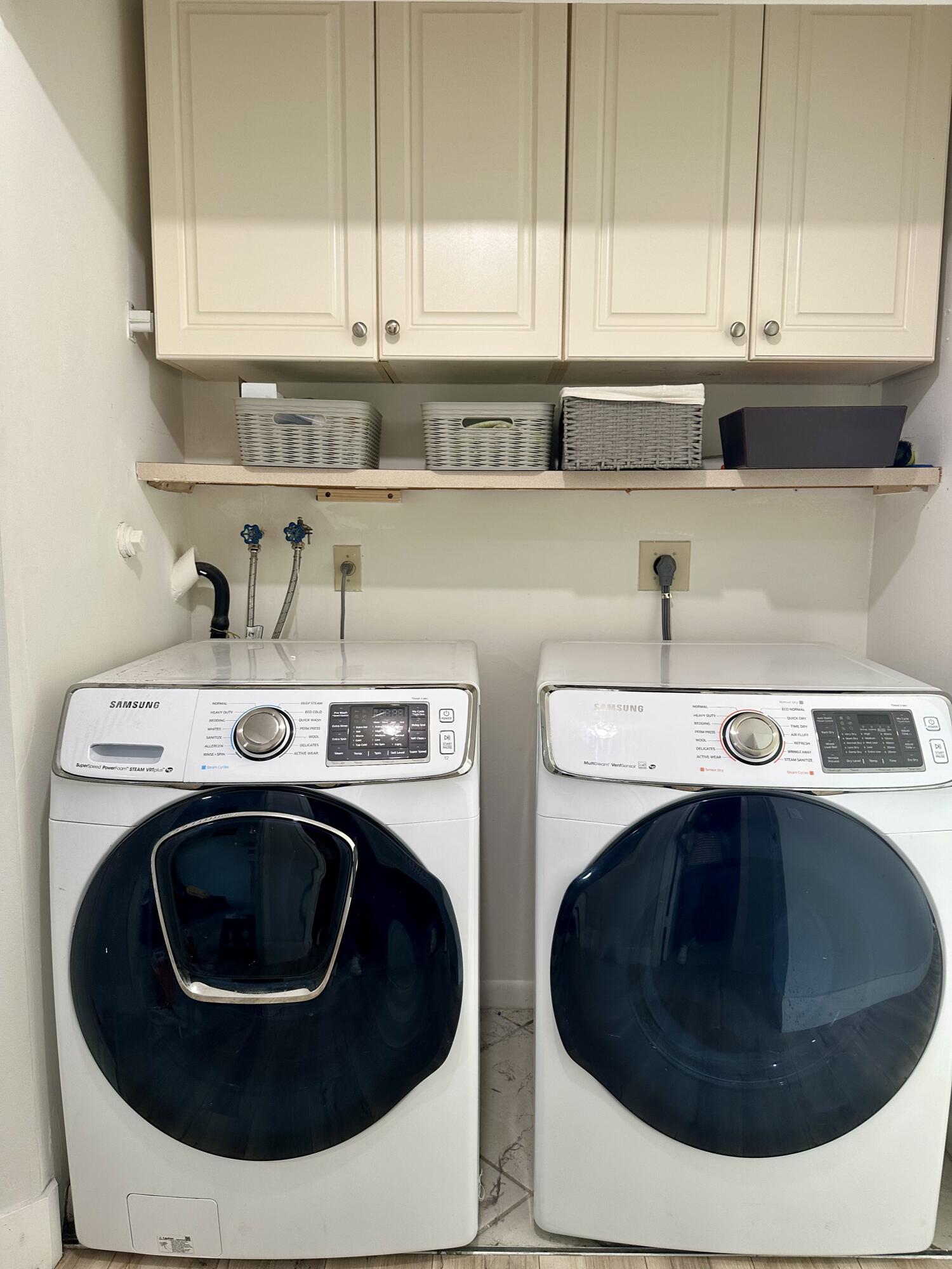 6389 Boca Circle Boca Raton, FL 33433 - Photo 15 of 18 Washer & Dryer