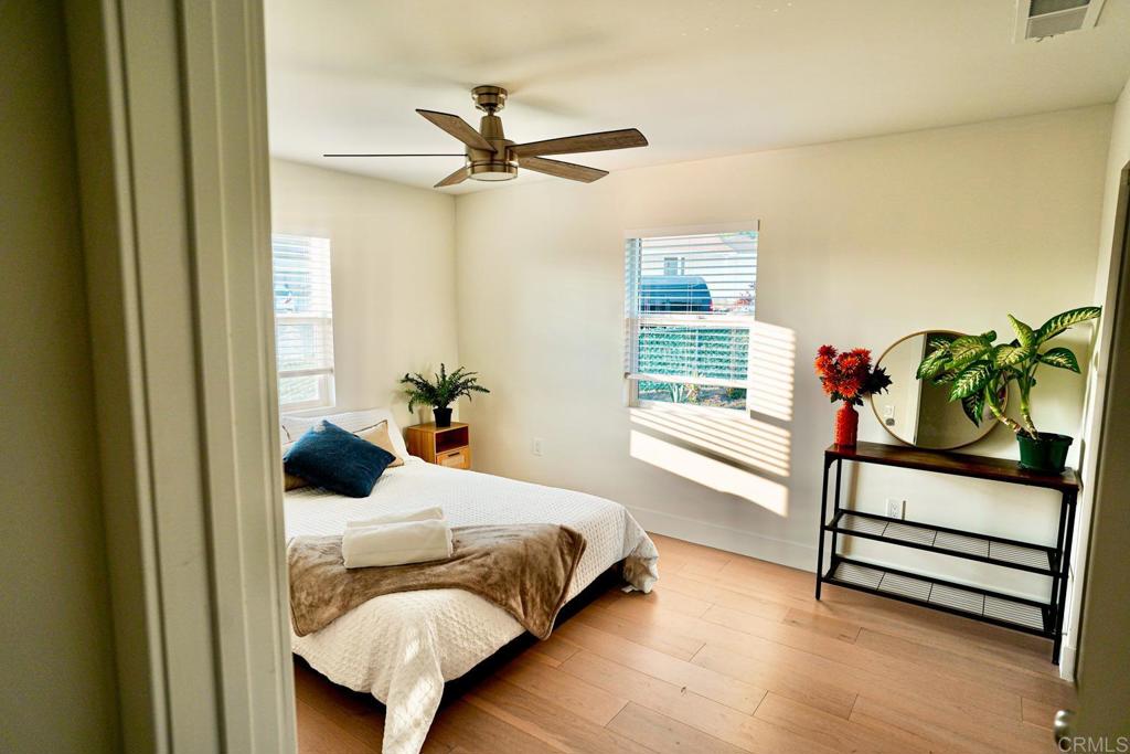2687 Littleton Road El Cajon, CA 92020 - Photo 21 of 24 a bedroom with a bed and a window