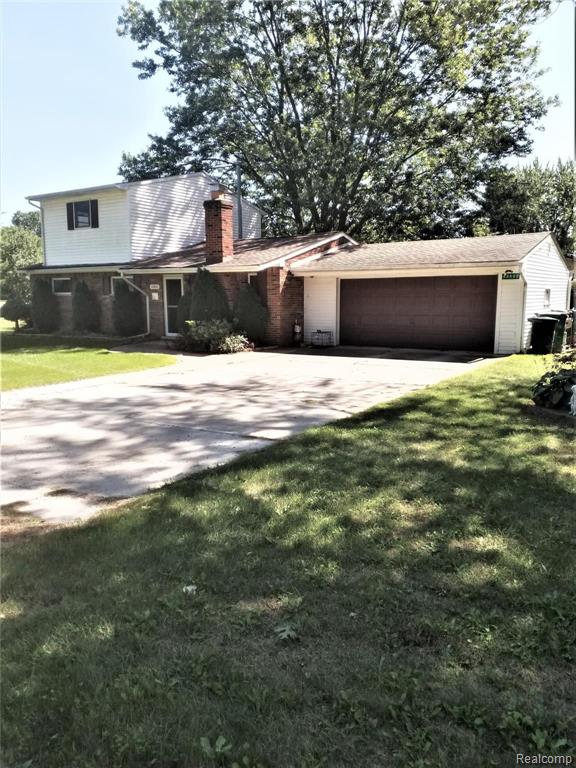 48800 West Ranch Drive Chesterfield, MI 48051 - Photo 1 of 6