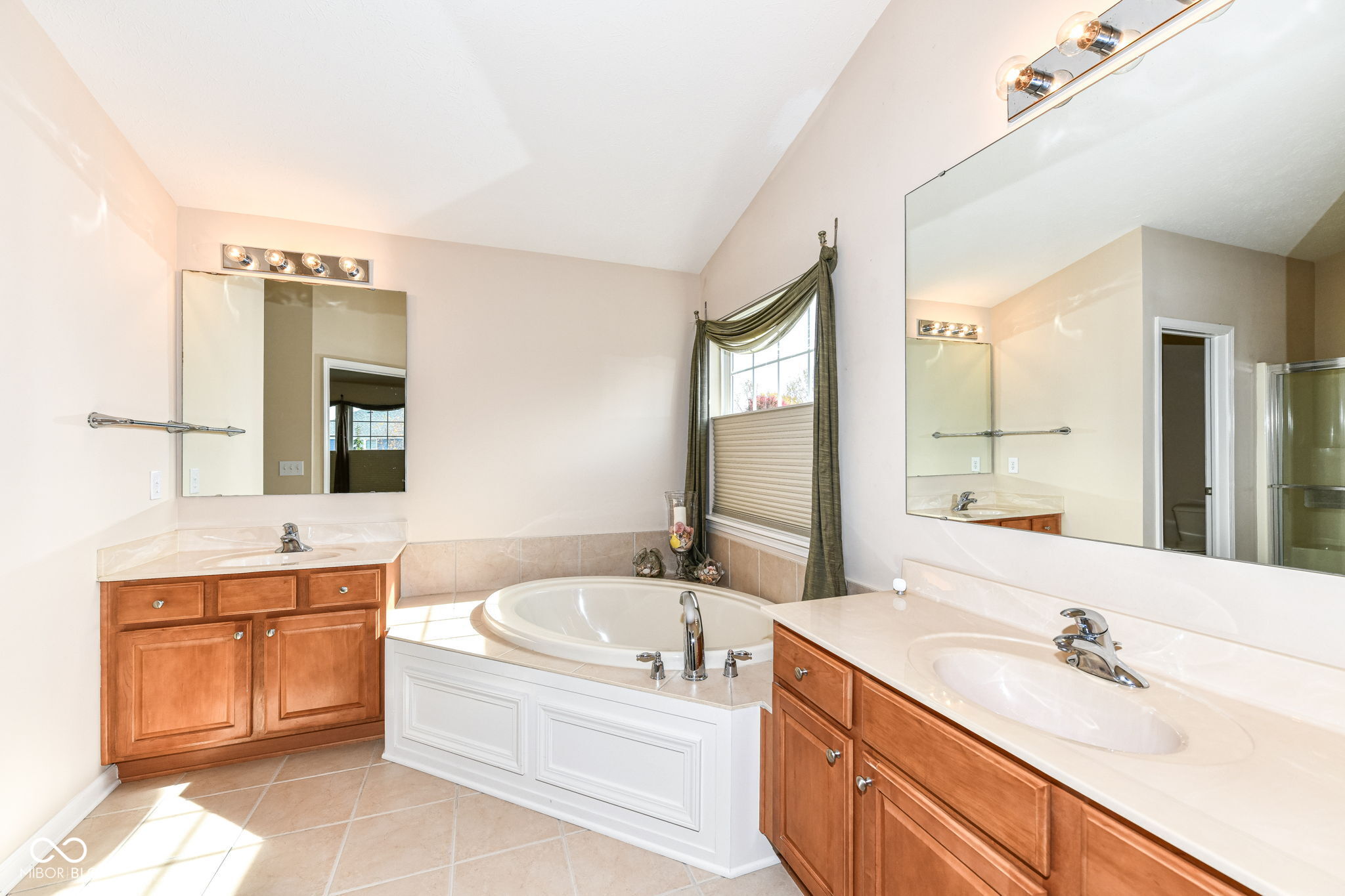 12428 Gray Eagle Drive Fishers, IN 46037 - Photo 31 of 57