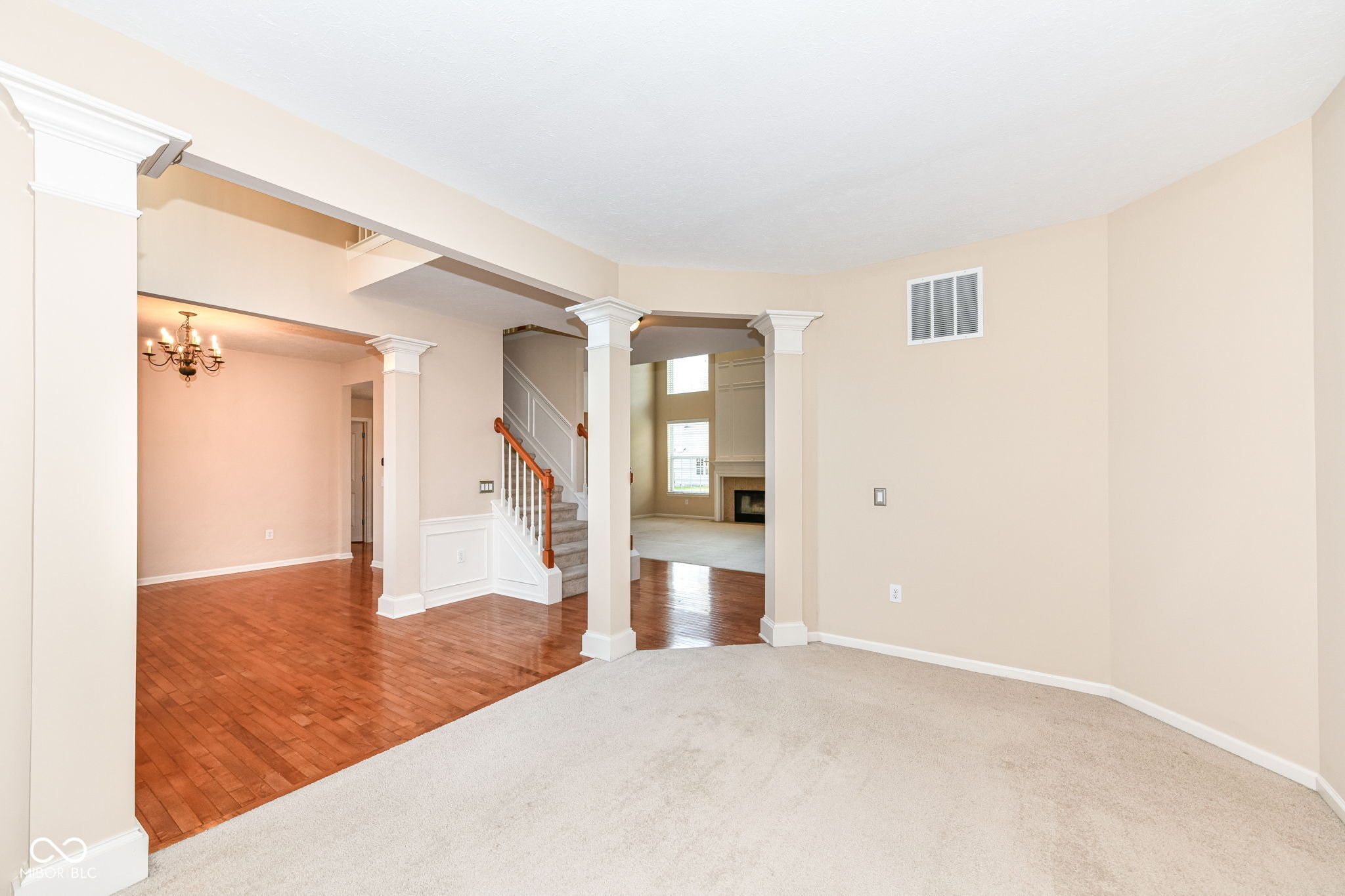 12428 Gray Eagle Drive Fishers, IN 46037 - Photo 10 of 57