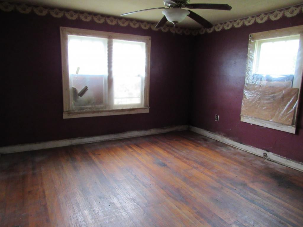 11415 Riverview Road Coeburn, VA 24230 - Photo 6 of 9 Photo 6