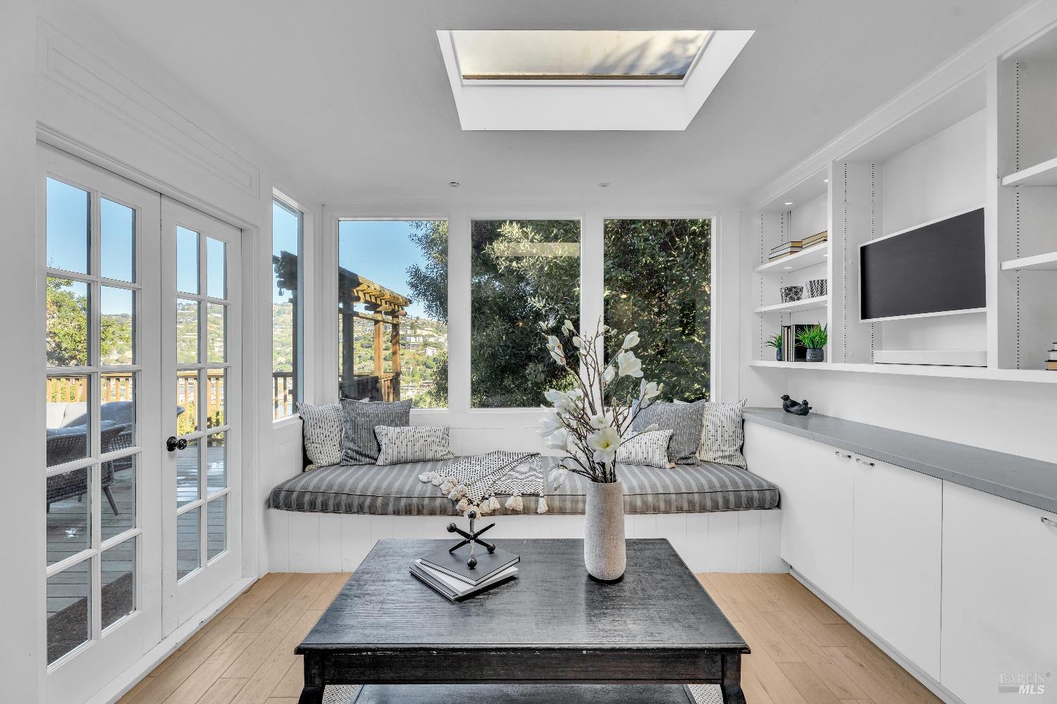 30 Bella Vista Avenue Belvedere, CA 94920 - Photo 20 of 89