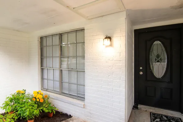 $1,795 | 1702 Athens Drive, New Caney, TX 77357