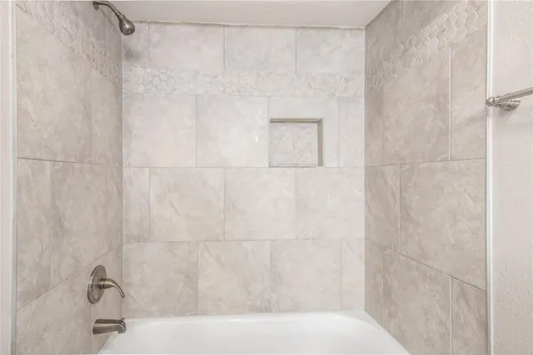 $1,795 | 1702 Athens Drive, New Caney, TX 77357