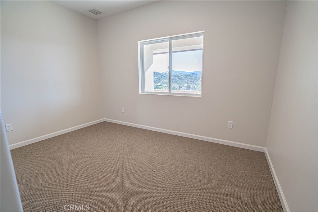 10540 Darling Road Agua Dulce, CA 91390 - Photo 36 of 56 Secondary bedroom