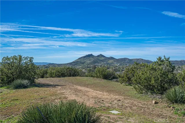 $995,000 | 10540 Darling Road, Agua Dulce, CA 91390