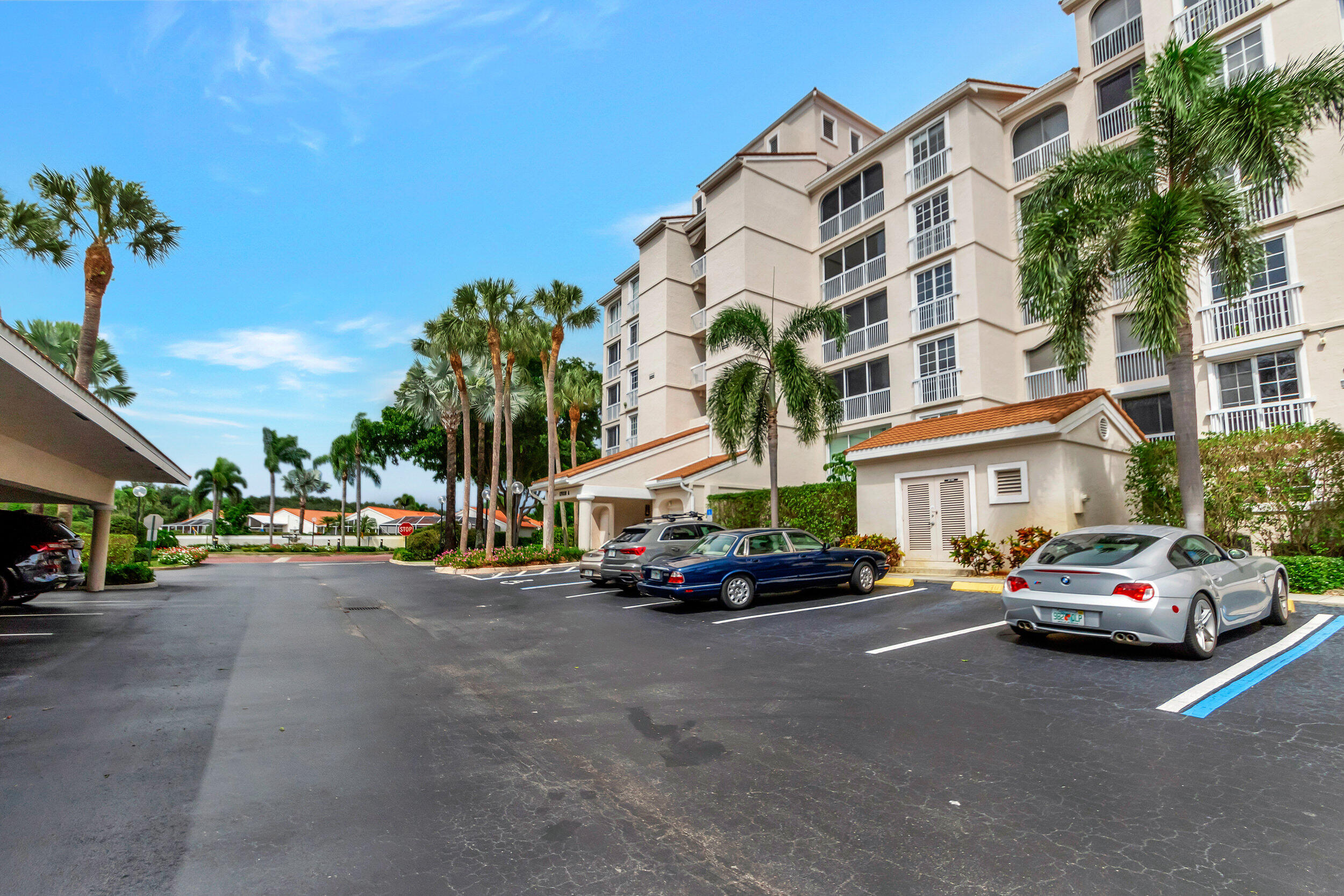 17031 Boca Club Boulevard, Unit 61B Boca Raton, FL 33487 - Photo 3 of 45 Front