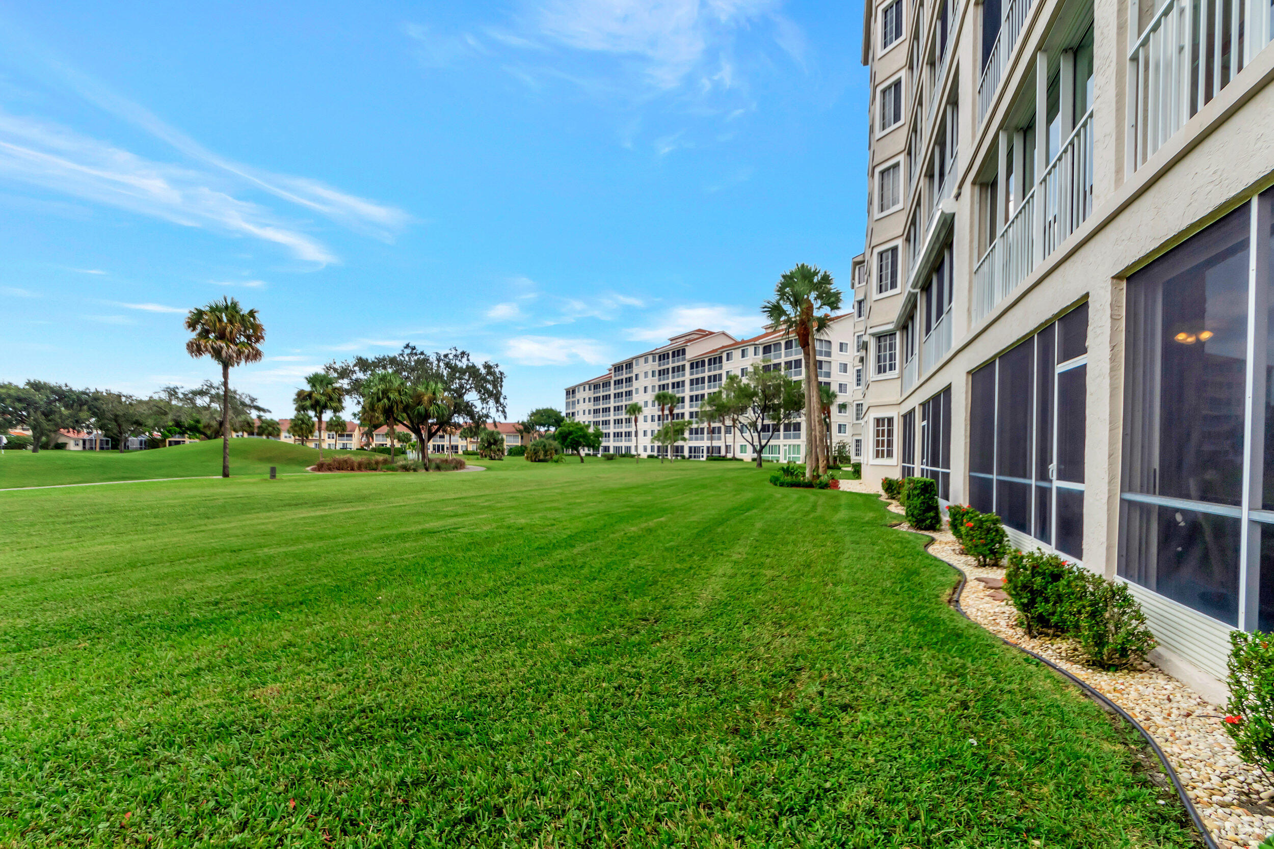 17031 Boca Club Boulevard, Unit 61B Boca Raton, FL 33487 - Photo 39 of 45 52_dsc_2019
