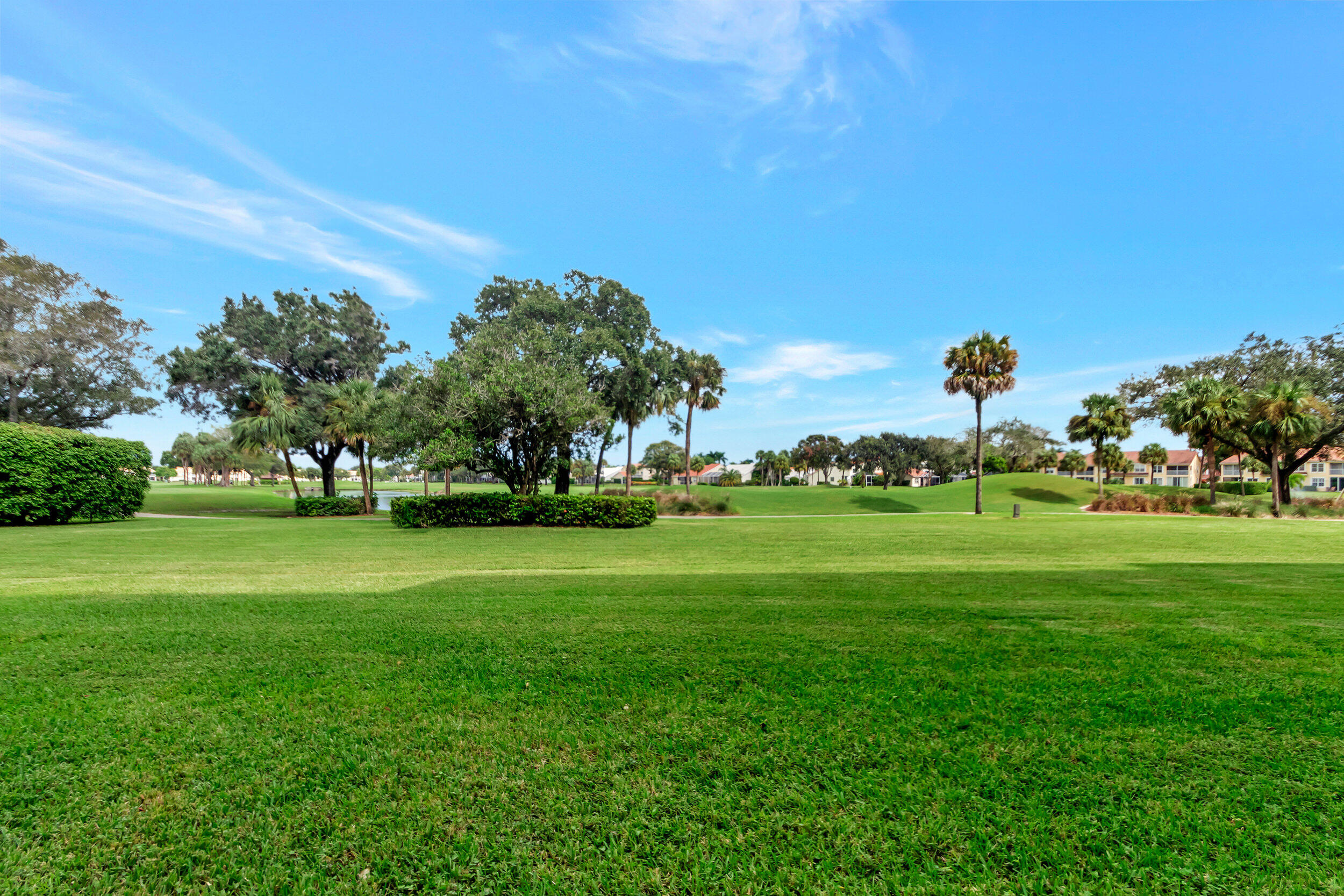 17031 Boca Club Boulevard, Unit 61B Boca Raton, FL 33487 - Photo 40 of 45 Outside view