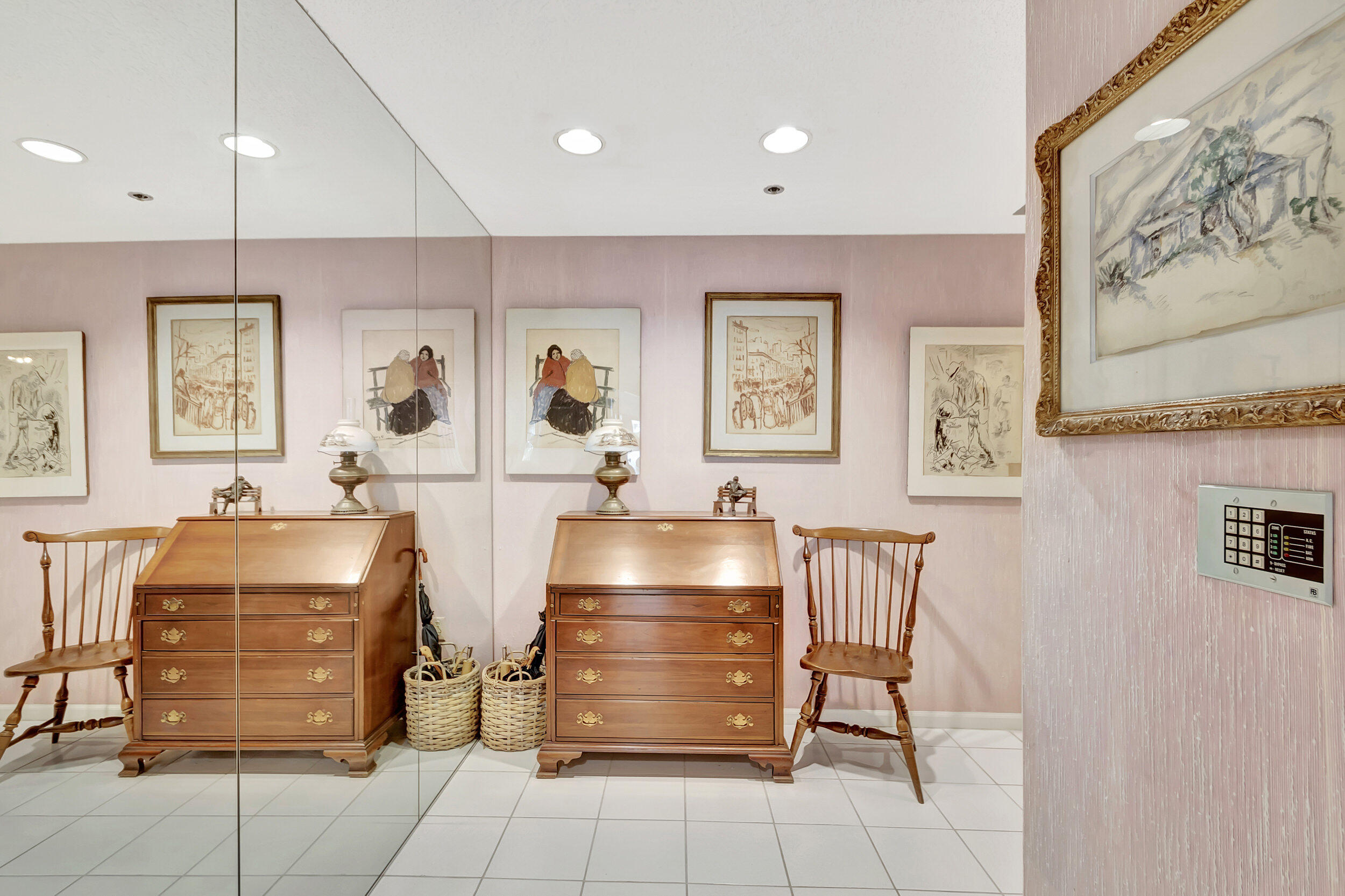 17031 Boca Club Boulevard, Unit 61B Boca Raton, FL 33487 - Photo 4 of 45 Foyer