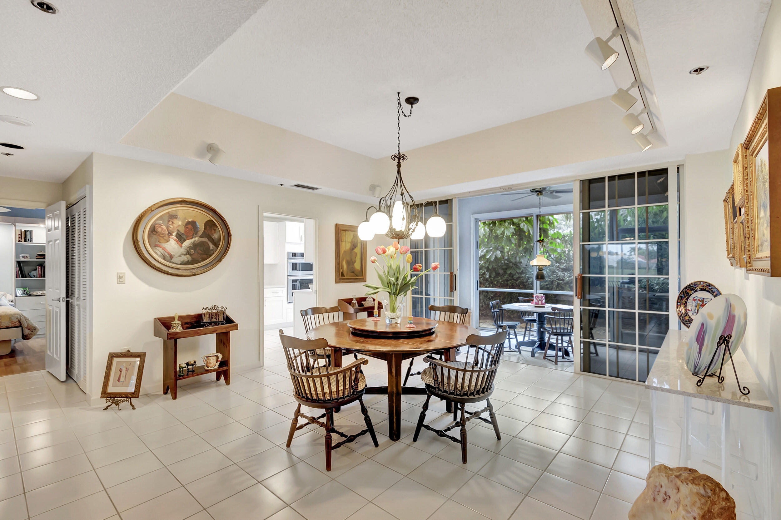17031 Boca Club Boulevard, Unit 61B Boca Raton, FL 33487 - Photo 7 of 45 Dining