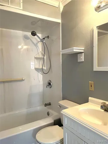 $1,400 | 13 Rusty Wil Drive, Belleville, IL 62220